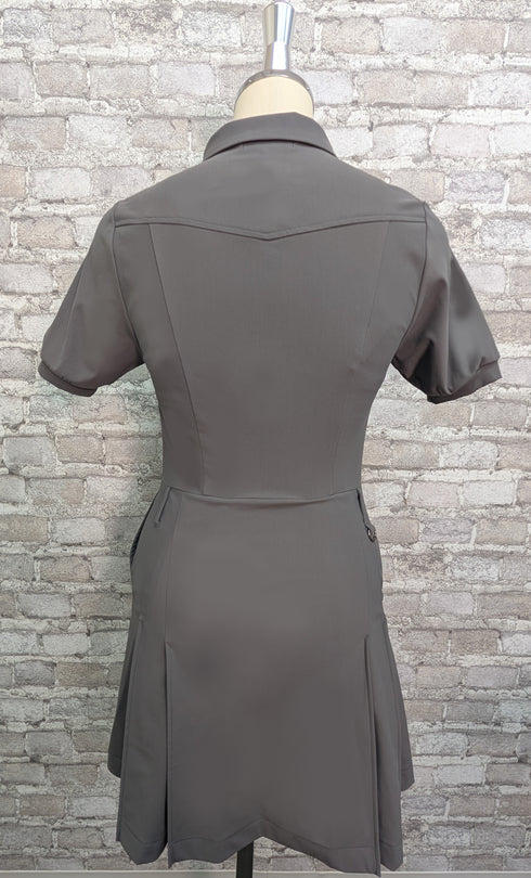 【ウィメンズ】超撥水 大きい胸 パーフェクトフィット・ゴルフ ワンピース(ショートパンツ付き)