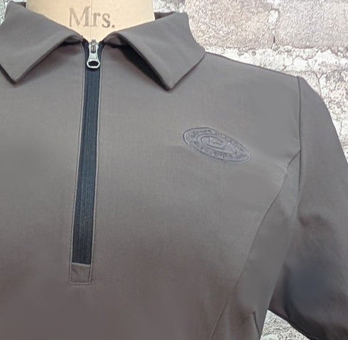 【ウィメンズ】超撥水 大きい胸 パーフェクトフィット・ゴルフ ワンピース(ショートパンツ付き)